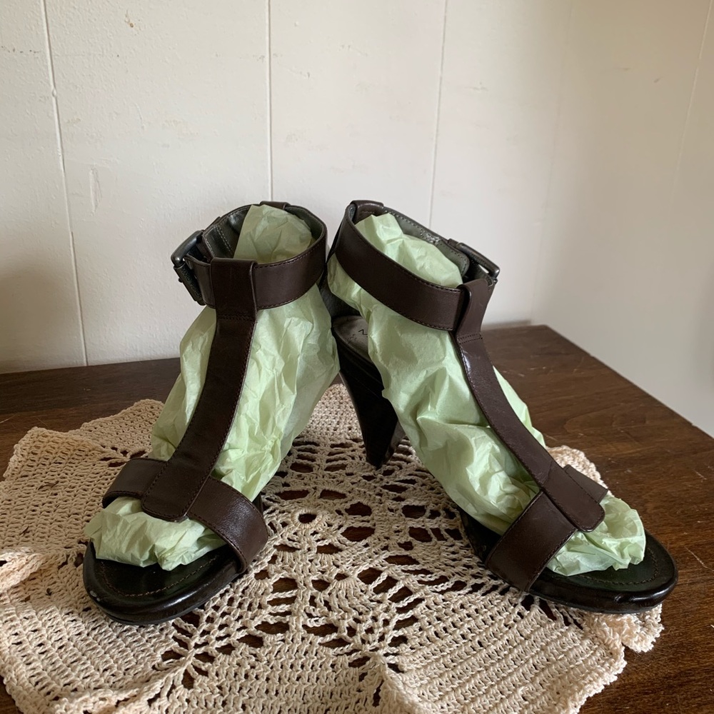 Marc Fisher sandals